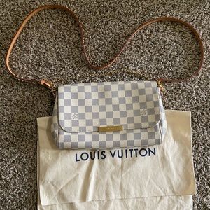 Louis Vuitton Favorite MM